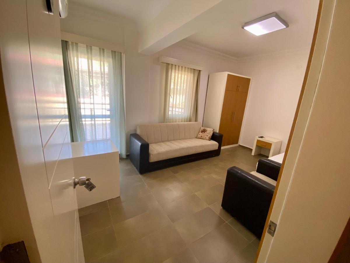 Konfor Suite Otel Cedit Kültér fotó