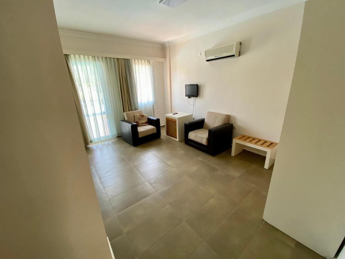 Konfor Suite Otel Cedit Kültér fotó