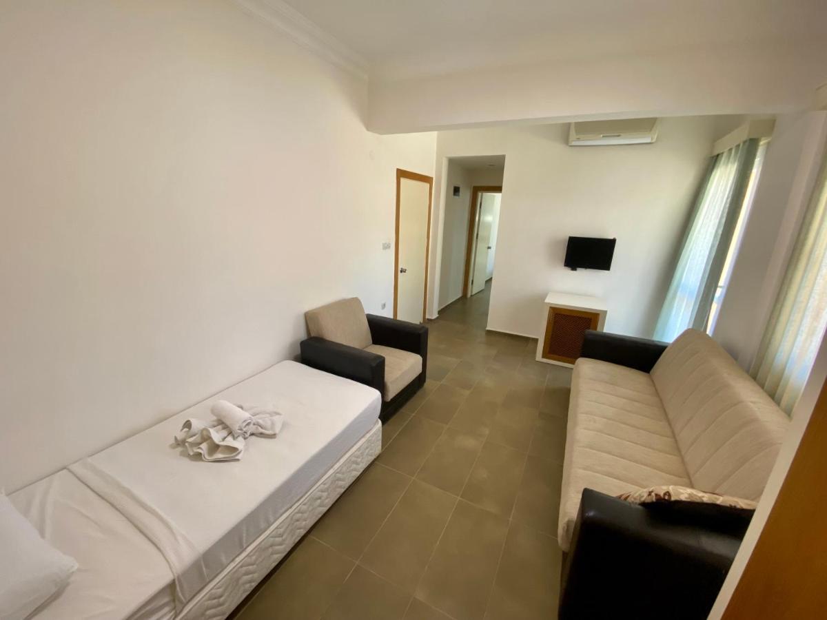 Konfor Suite Otel Cedit Kültér fotó