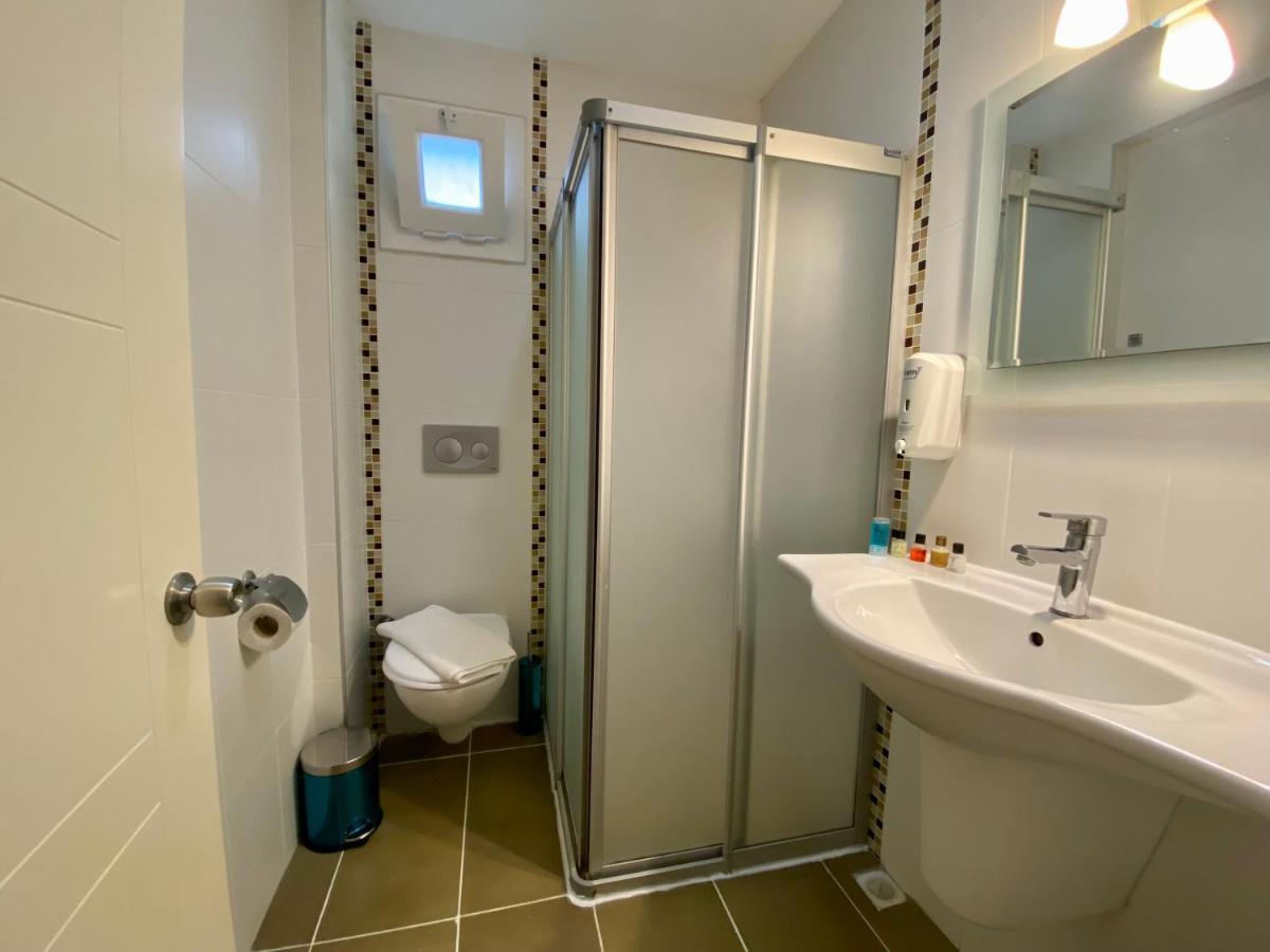 Konfor Suite Otel Cedit Kültér fotó