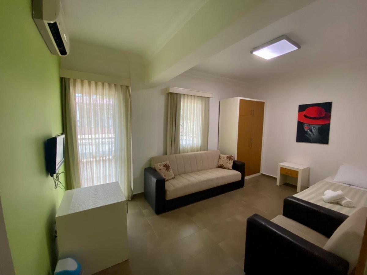 Konfor Suite Otel Cedit Kültér fotó