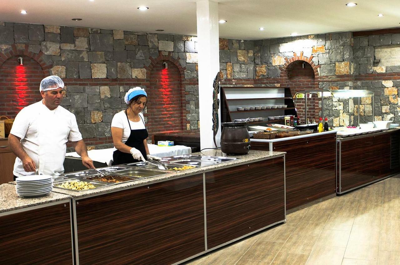 Konfor Suite Otel Cedit Kültér fotó